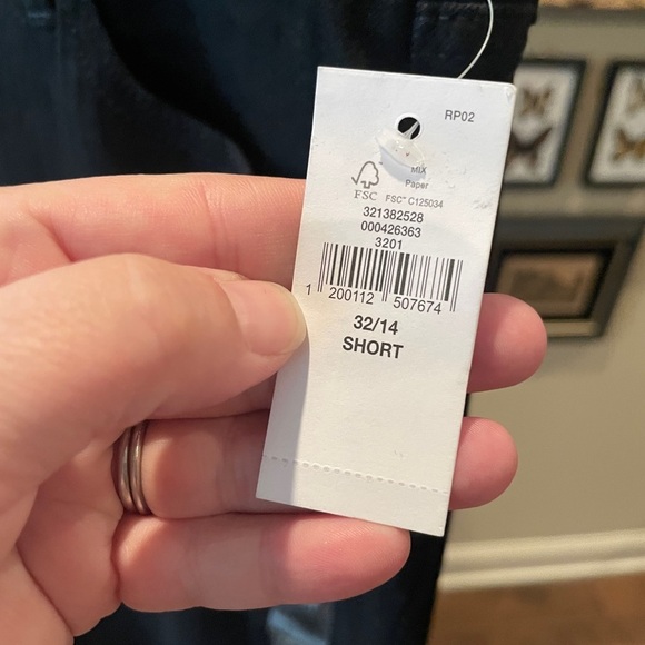 NWT GAP women’s Classic Straight leg stretch denim jeans 14 Short black - Picture 5 of 10